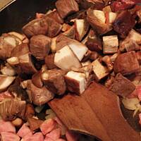 Zupa ze świeżych grzybów.