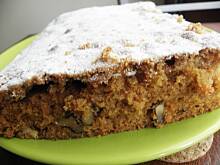 Fot. msewka, Ciasto marchewkowe z orzechami.