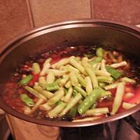 Zupa jarzynowa z jarmużem.