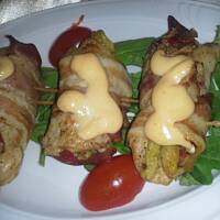 Roladki z polędwicy otulone boczkiem