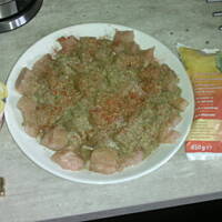 kurczak w ziołach z groszkiem i marchewka