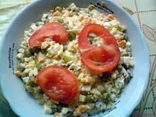 Fot. basiaaa, sałatka z warzyw z rosołu i makaronu