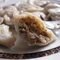 Pierogi z kaszą gryczaną i pieczarkami