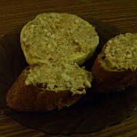 Pasta kanapkowa z jajkiem i tuńczykiem