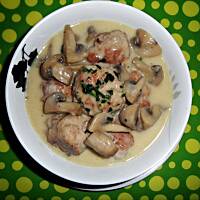 Pulpeciki w sosie pieczarkowym