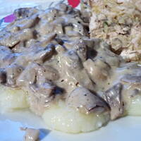 Sos kremowy pieczarkowy - do klusek i makaronów!