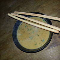 Aromatyczna zupa marchewkowo-kokosowa