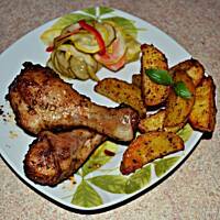 Pieczone pałki z kurczaka w marynacie cytrynowo-czosnkowej z ziołowymi ziemniakami