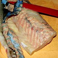 Jesiotr smażony w bułce