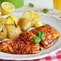 Kurczak zapiekany z serem i sosem barbecue