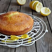 Ucierane ciasto z cytrynowym cukrem