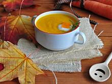 Fot. MIENTA, Zupa-krem z marchwi