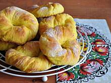 Fot. MIENTA, Dyniowo-serowe drożdżówki