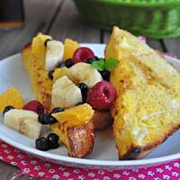 Pieczone tosty z owocami