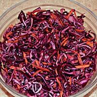 Surówka z czerwonej kapusty