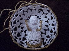 Fot. ewka63, Jak wykonać bombkę choinkową na szydełku.