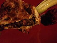 Fot. Kot Borys, Steak & Ale Pie: Gulasz w cieście francuskim