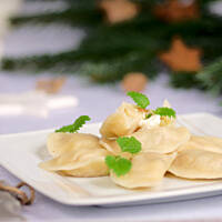 Pierożki cebulowo-ziemniaczane