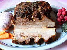 Fot. Mama - Różyczki, Boczek czosnkowy z patelni bardzo soczysty