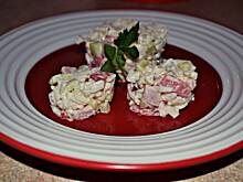 Fot. Duusiak, Ryżowa sałatka z kalafiorem,szynką i serem