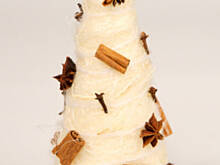 Fot. Wkn, Jak zrobić i ozdobić choinkę z sizalu