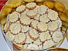 Fot. bronislawa70, Ciasteczka orzechowo migdałowe w białej czekoladzie