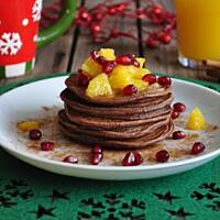 Piernikowe pancakes z granatem i pomarańczami