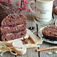 Piernik z marcepanem i powidłami