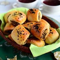 Drożdżowe kapuśniaczki z pieczarkami