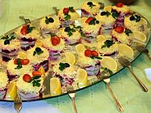 Fot. Mama - Różyczki, Śledzie pod serową pierzynką