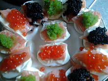 Fot. Dżanina Fonda, Jajka z kawiorem