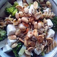 Sałatka light z brokułem i fetą