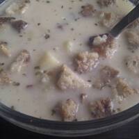 zupa czosnkowa z kaszą i ziemniakami