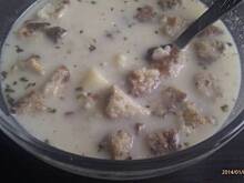 Fot. zajac_Poziomka, zupa czosnkowa z kaszą i ziemniakami