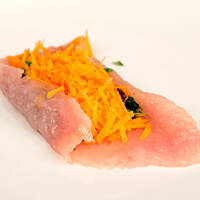 Roladki drobiowe z bakłażanem - danie na parze