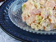 Fot. izaa_a, sałatka z wędliną i kapustą pekińską