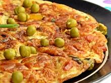 Fot. Mloda, Omlet z boczkiem i groszkiem