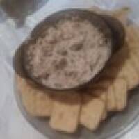 Pasta z tuńczyka z krakersami