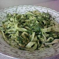 Fettuccine w aromatycznym szpinaku