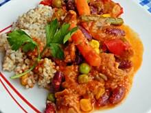 Fot. Mloda, Kolorowy gulasz