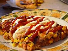 Fot. makusia, Pizza z tuńczykiem i mozzarellą