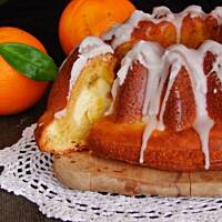 Babka pomarańczowa z serowym nadzieniem
