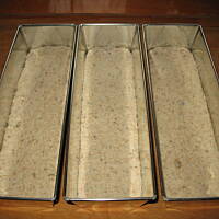 Chleb wyrabiany na stolnicy - łatwy