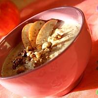 Owsianka z jabłkiem i cynamonem