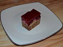 Fot. MoniaKociara, Półkruche z marcepanem i wiśniami