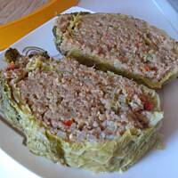 Mięsna rolada z kapustą włoską