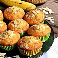 Muffiny bananowe z migdałami