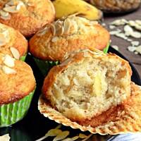 Muffiny bananowe z migdałami