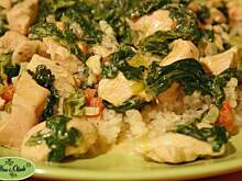 Fot. Monica W&O, Kurczak ze szpinakiem, serem pleśniowym i kaszą