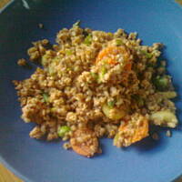 Kasza gryczana z warzywami i jajecznicą